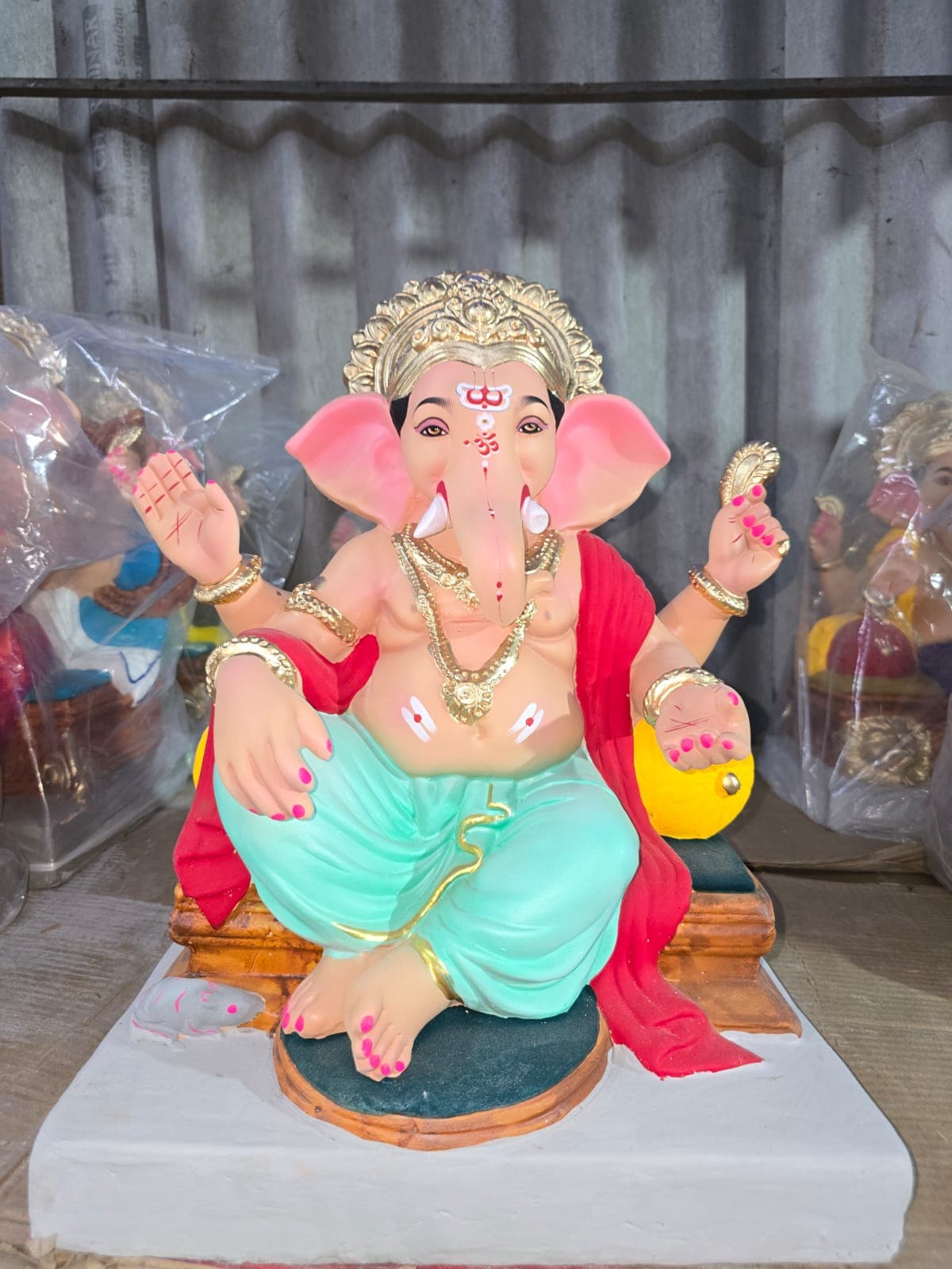 Ganesha Idol 37 (GSK-037) handcrafted Ganesha idol